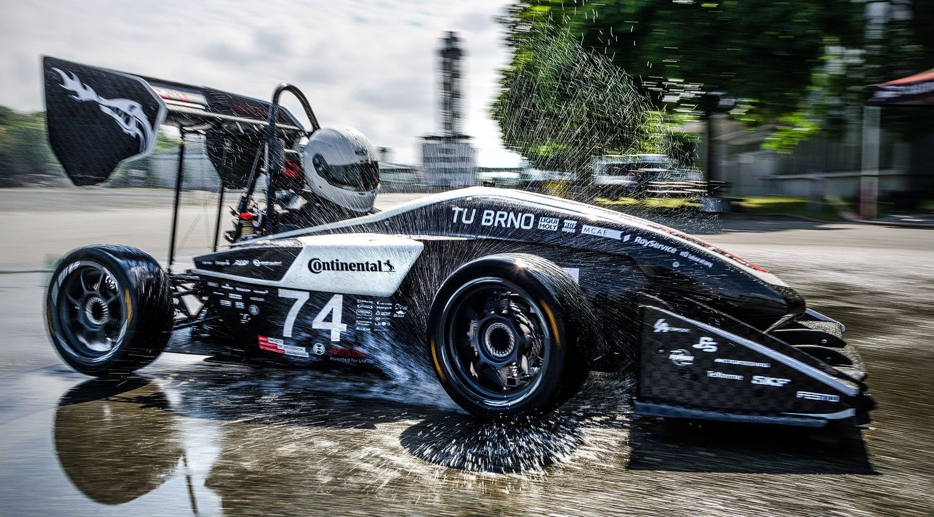 Konstruktérem v DEVINN: Od Formula Student k profi vývoji závodních vozů